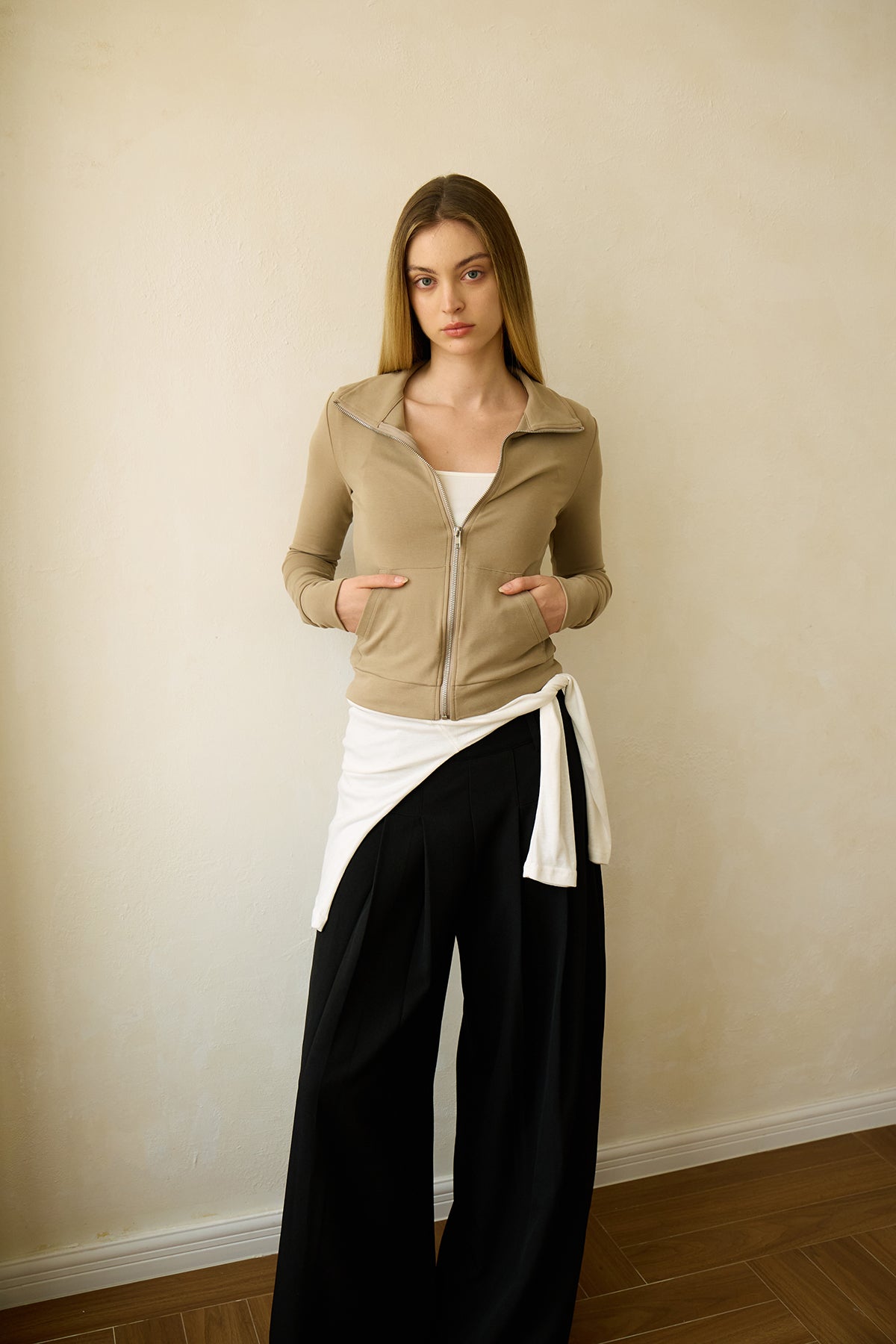 Dandy Black Pleated Wide-Leg Tailored Trousers