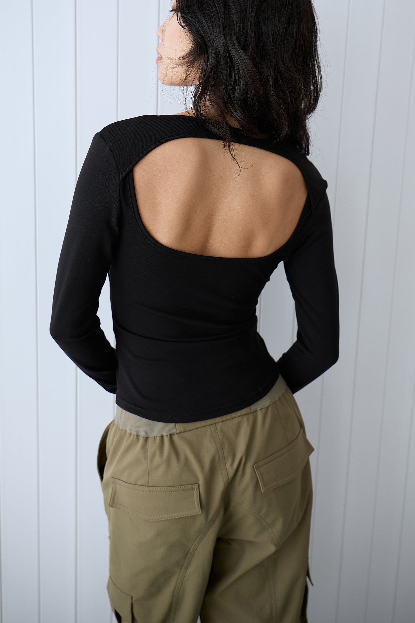Black V-Neck Backless Knit Top