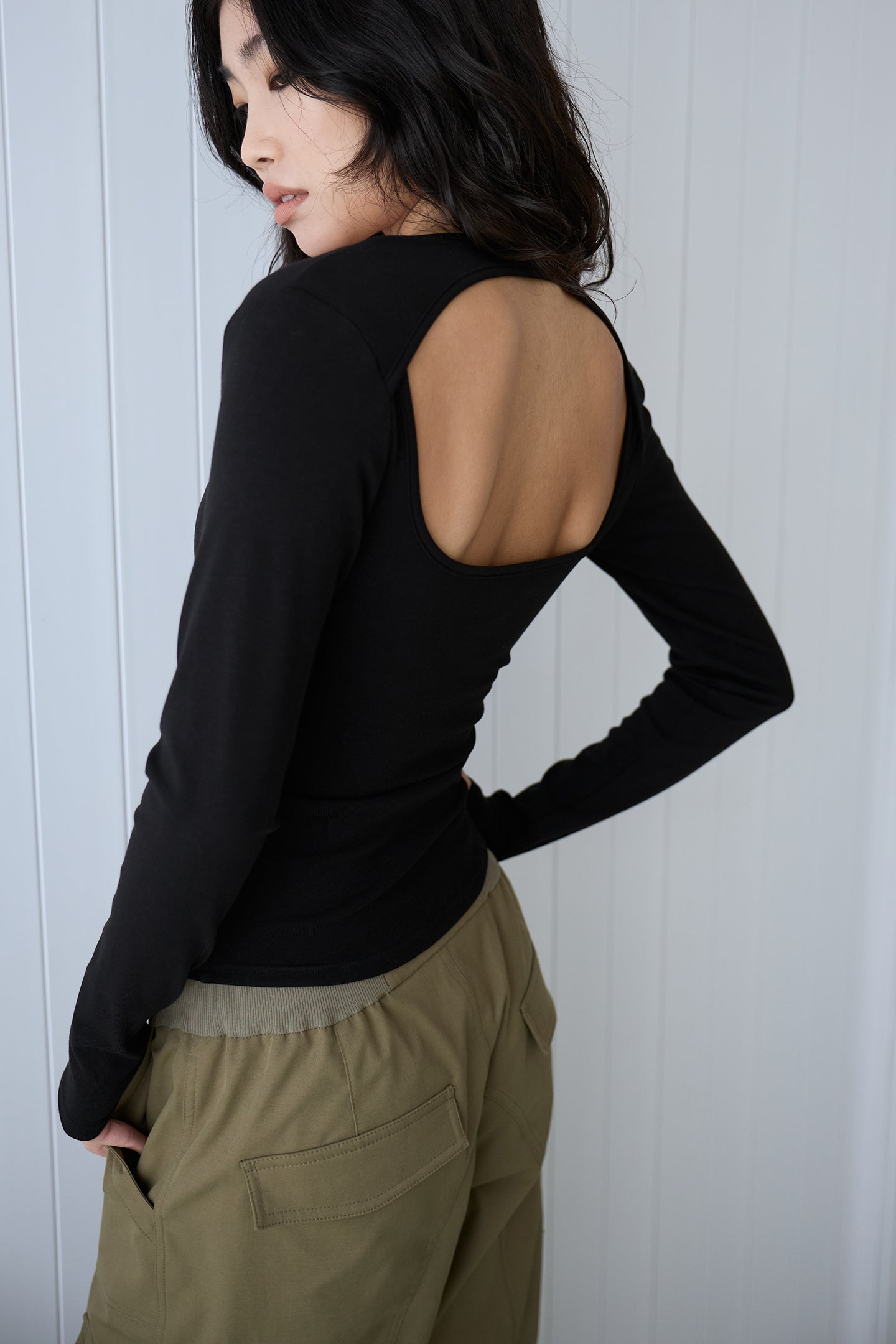 Black V-Neck Backless Knit Top