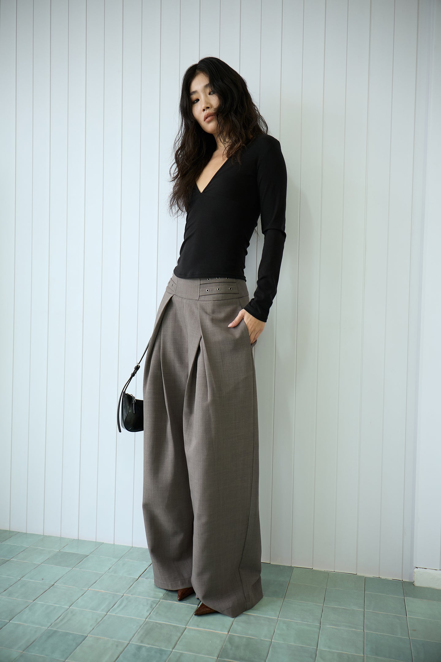 Black V-Neck Backless Knit Top