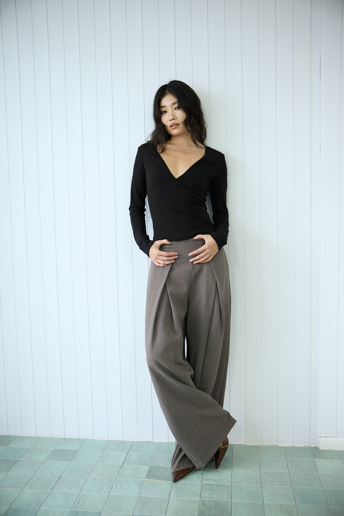 Black V-Neck Backless Knit Top