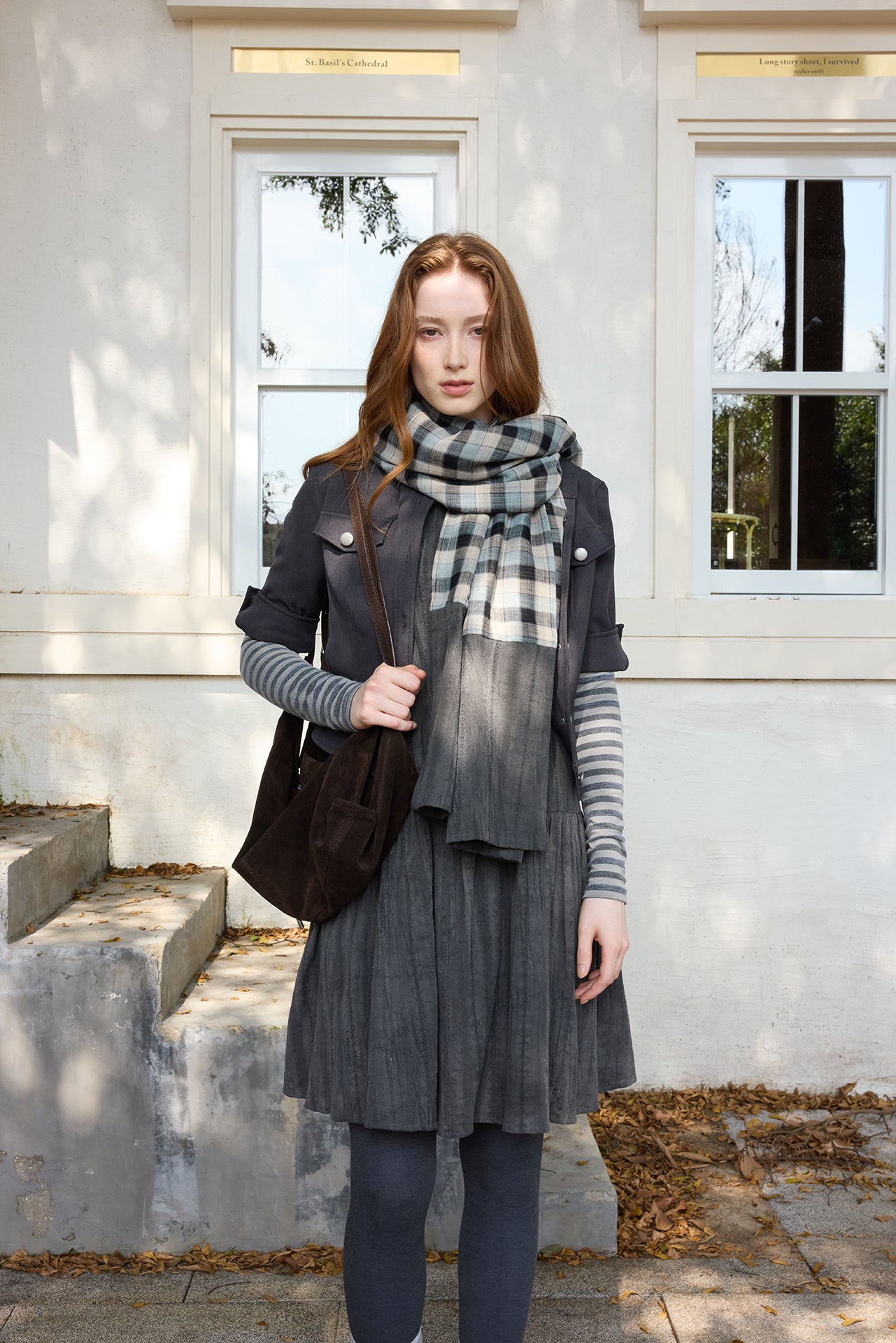 Short-Sleeve Cropped Black Jacket