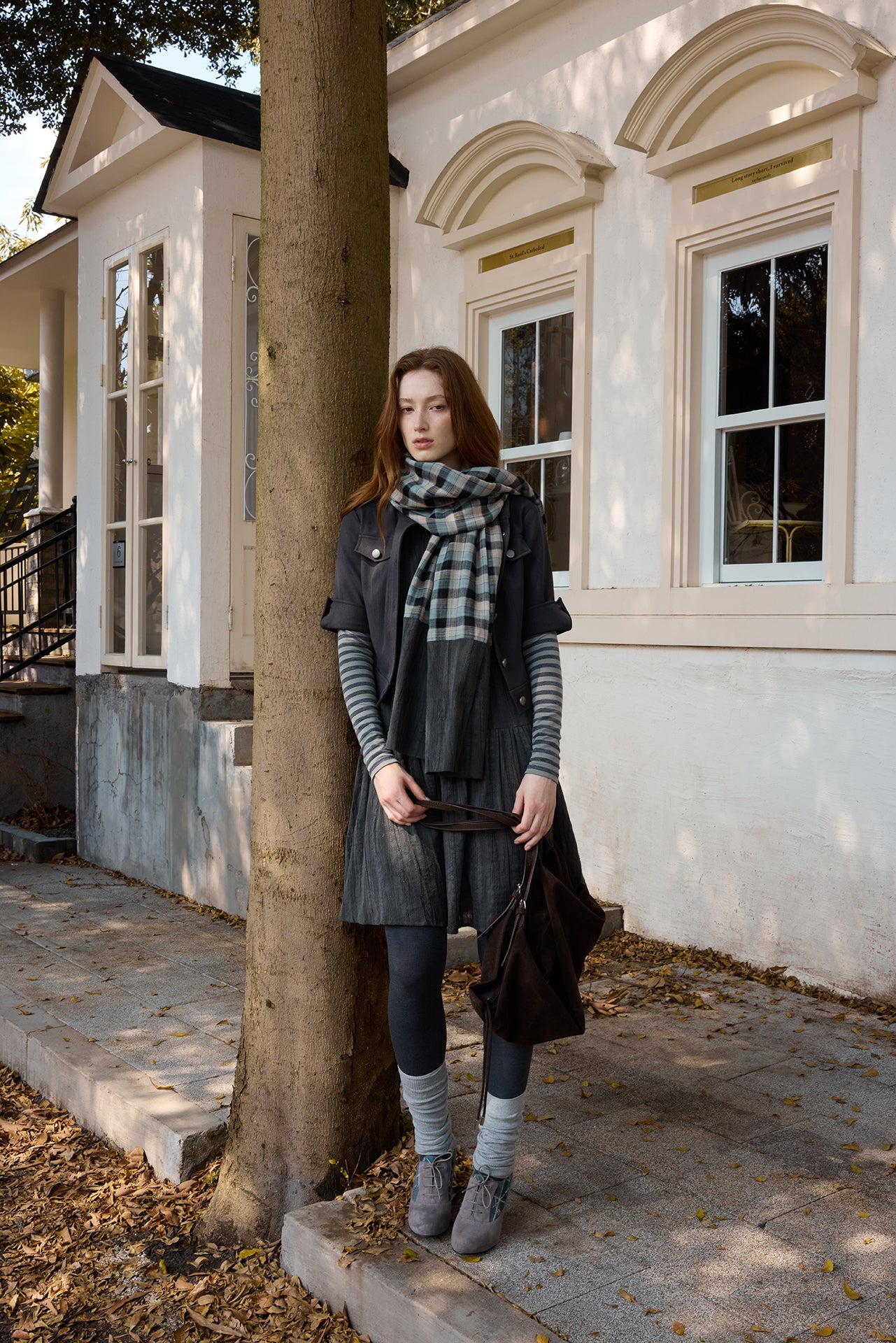 Short-Sleeve Cropped Black Jacket