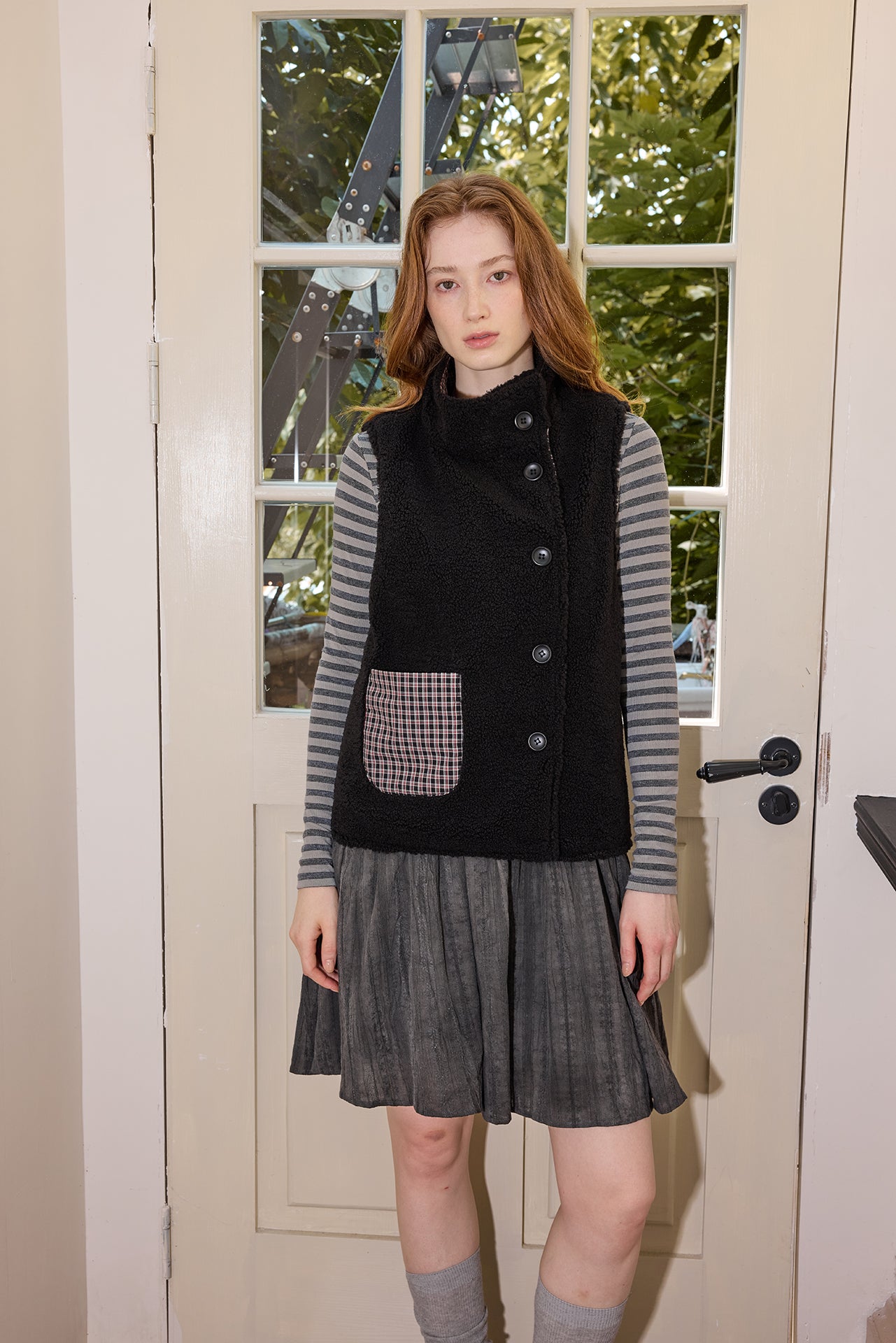 Black Plaid Reversible Diagonal-Front Plush Vest