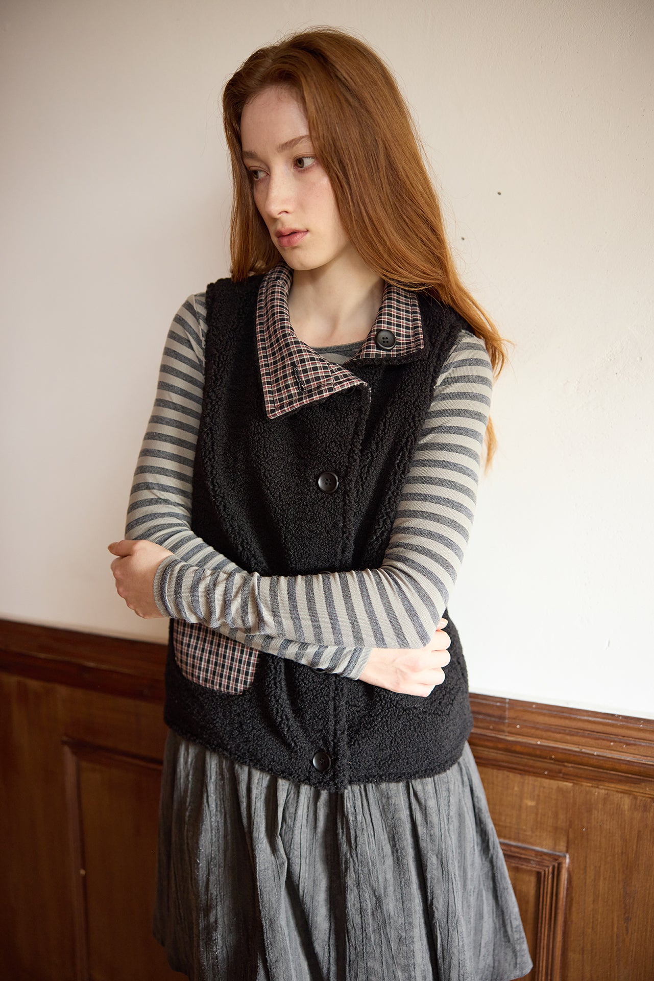 Black Plaid Reversible Diagonal-Front Plush Vest