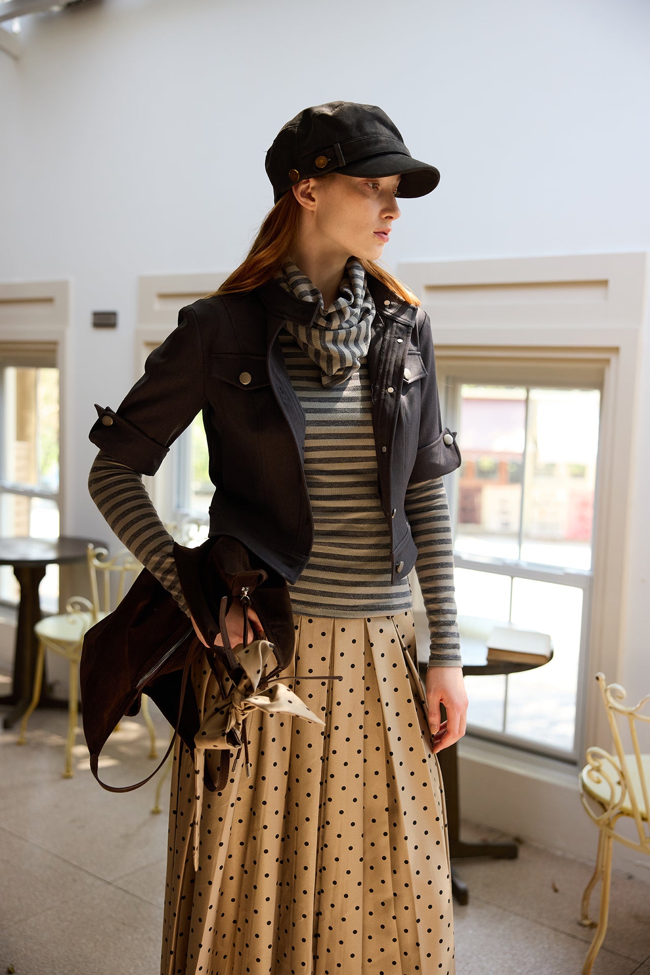 Short-Sleeve Cropped Black Jacket