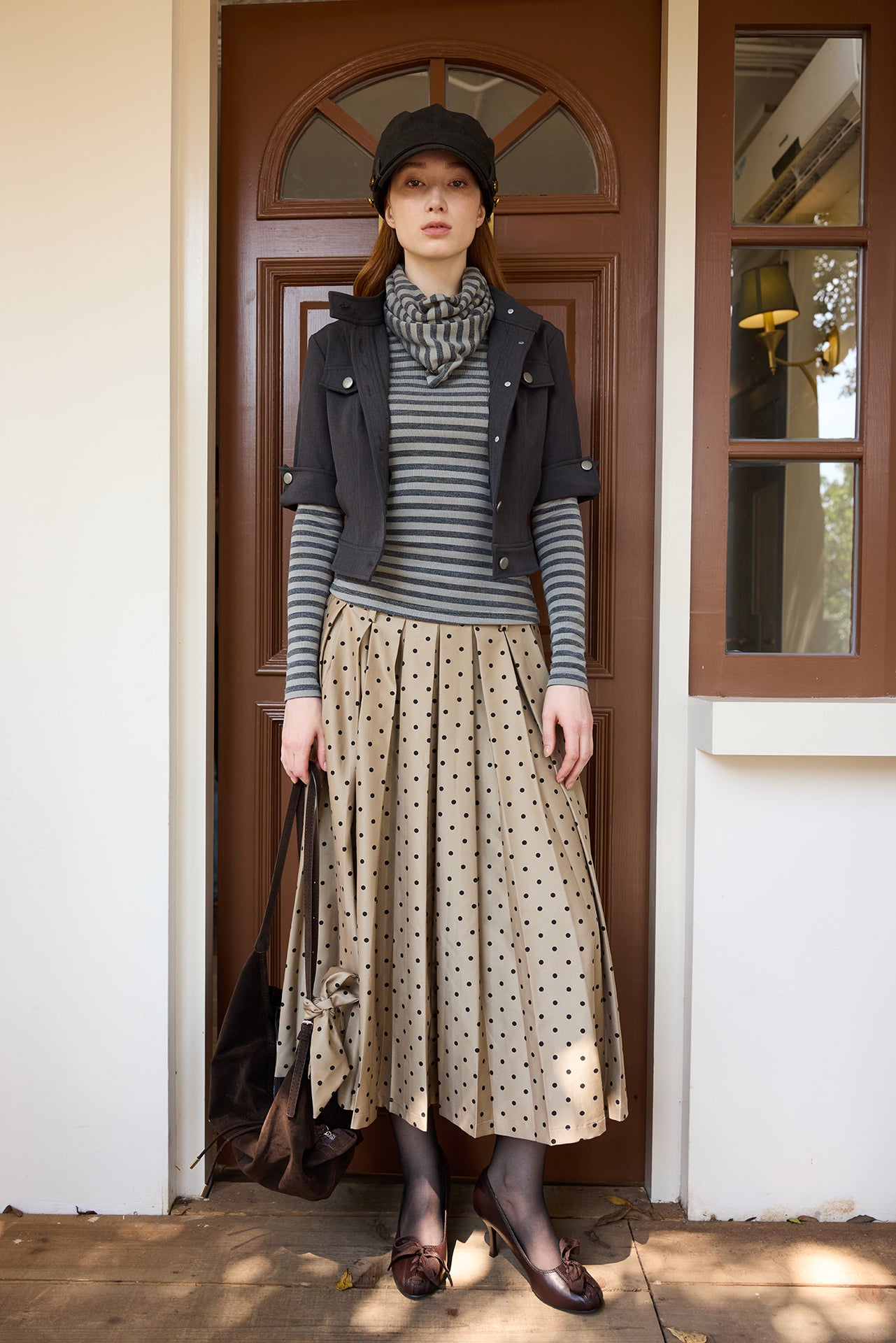 Short-Sleeve Cropped Black Jacket