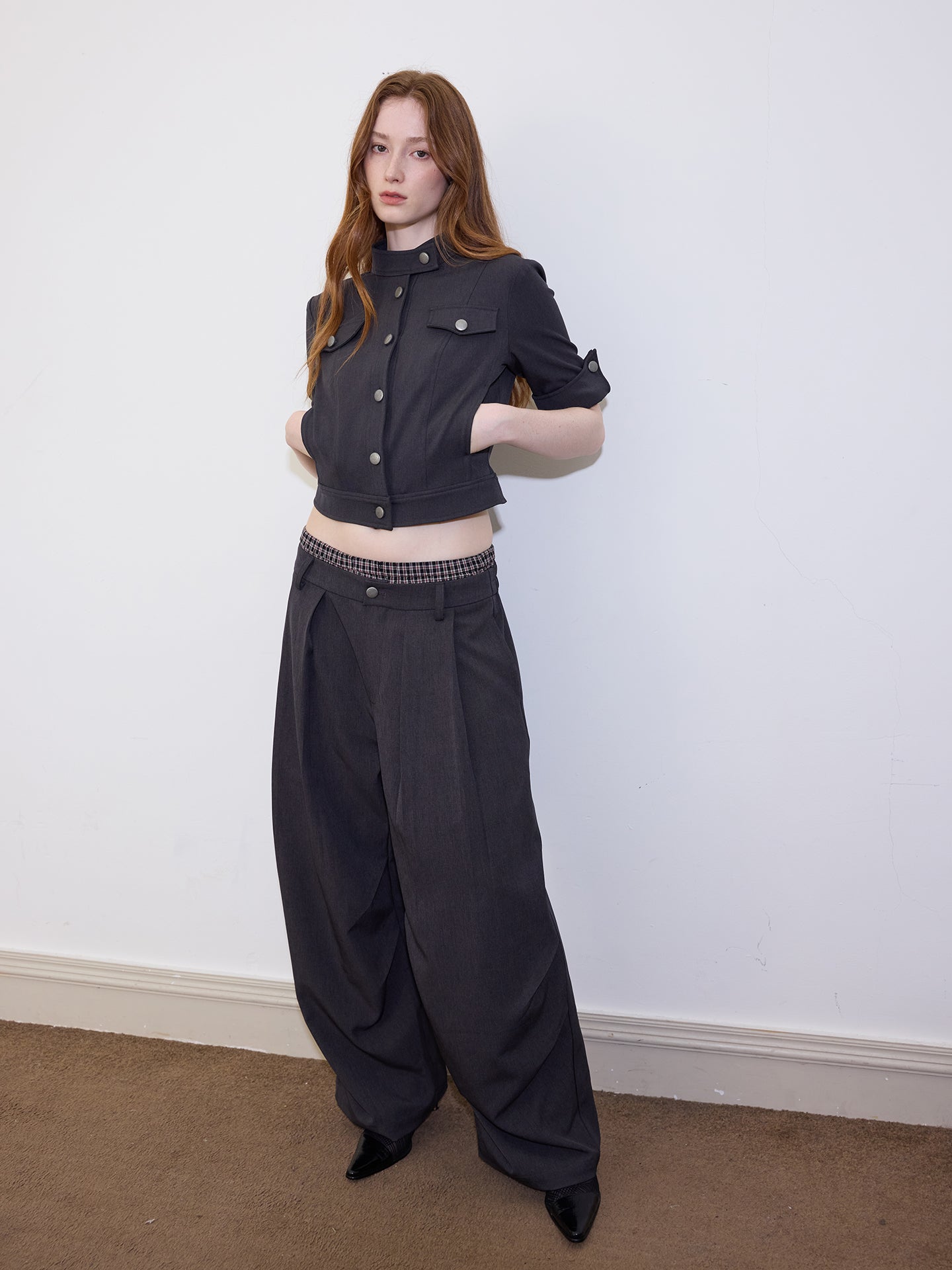 Short-Sleeve Cropped Black Jacket