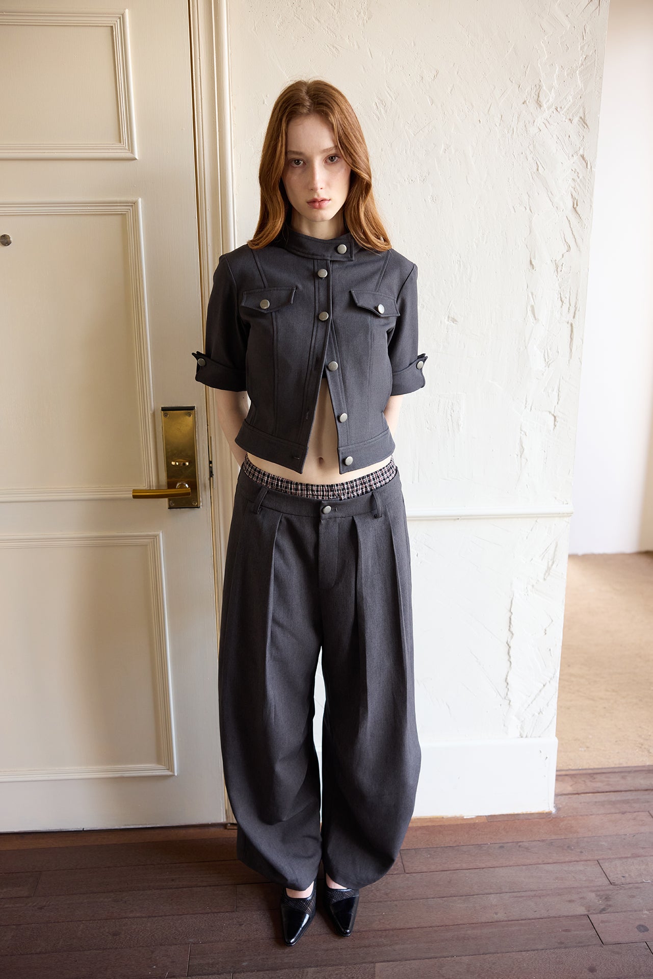 Short-Sleeve Cropped Black Jacket